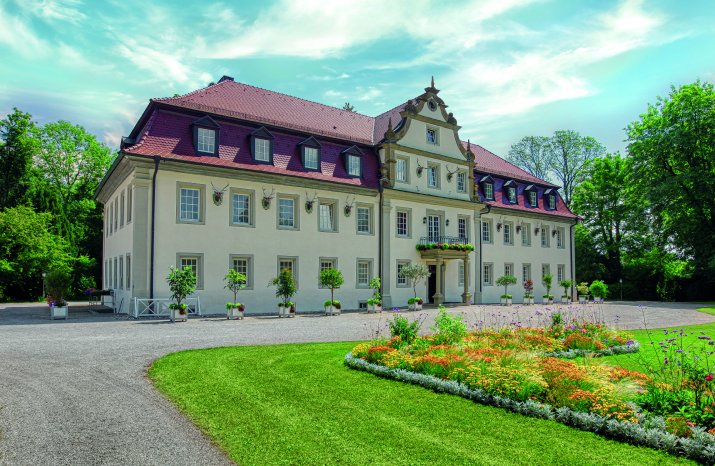 Wald&SchlosshotelFriedrichsruhe_Jagdschloss_Advertorial  ©Wald & Schloshotel Friedrichsruhe.jpg