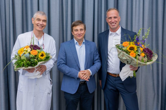 260901_Begrüßung_Prof_Schultz_Bildquelle_Markus_Kümmerle_SKK.jpg