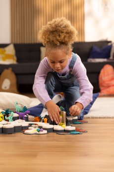 Girl1_Resetting LIFT.jpg