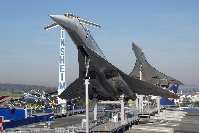 tupolev_concorde_tm_snh.JPG