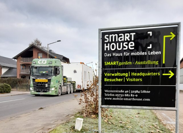 Smart_House_Transport_Firmenschild.jpg