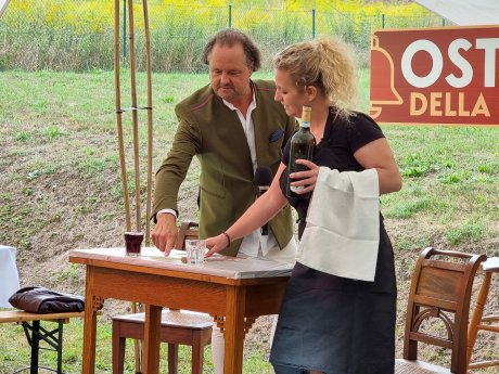 Andreas Max Martin und Christina Rommel als Faustina.jpg