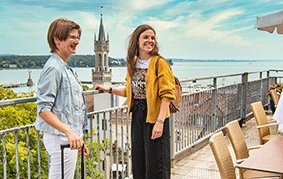 Konstanz_Hotel-Viva-Sky-Dachterrasse-blauer-Himmel_Copyright_MTK_Chris-Danneffel[1].gif