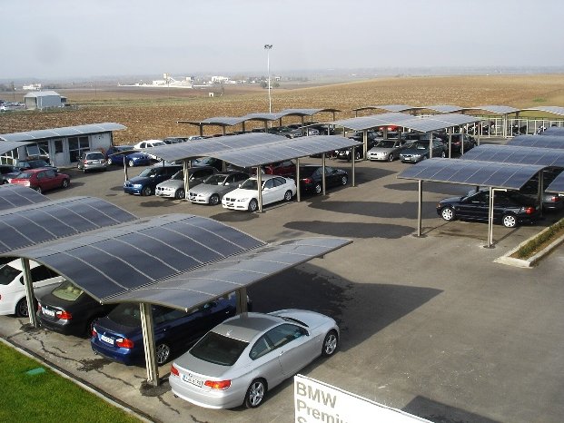 Carports bei BMW.1.jpg