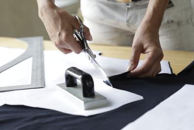 "Auch wenn die Körpermaße nicht dem Mainstream entsprechen: Ein T-Shirt, das perfekt sitzt, schmeichelt stets der Form. Das edle Material ist gut zur Haut und verströmt einen Hauch von Luxus. Dein neues FITZYOU-Shirt besteht nämlich aus reiner Baumwolle, und zwar der besten, die wir weltweit kennen." FITZYOU-Designerin Claudia Landenberger. Foto: FITZYOU