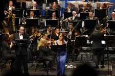 Orchester und Solisten der Musikalischen Komödie © Ida Zenna