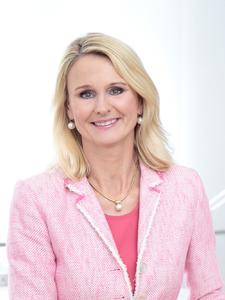 Dr. Ariane Reinhart