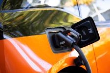 Hier wird ein E-Auto von dem Prototypen FE-Alpha aufgeladen / Foto: TH Lübeck 