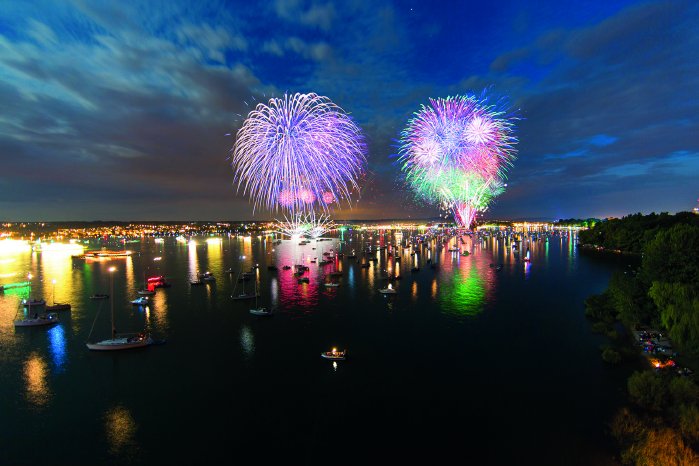 Konstanz-Seenachtfest-Feuerwerk_Copyright_IBT-Achim Mende.jpg