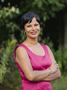 Balvinder Sidhu_Ayurveda Detox Cover_Sep18.jpg