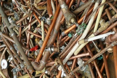 Der Schrottankauf Siegen wendet sich mit seinem Angebot gleichermaßen an Privatpersonen und Unternehmen