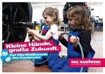 Handwerk bietet viele spannende Berufe, die Kids meist mit Vergnügen ausprobieren. Beim Kita-Wettbewerb „Kleine Hände, große Zukunft“ bieten Handwerksbetriebe der Region Einblick in ihre Werkstatt und können schon die Kleinsten für das Handwerk begeistern. Kitas haben die Chance, dabei 500 Euro zu gewinnen
