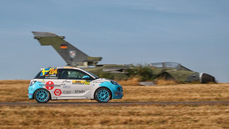 2018-Opel-FIA-World-Rally-Championship-ADAM-R2-504148.jpg