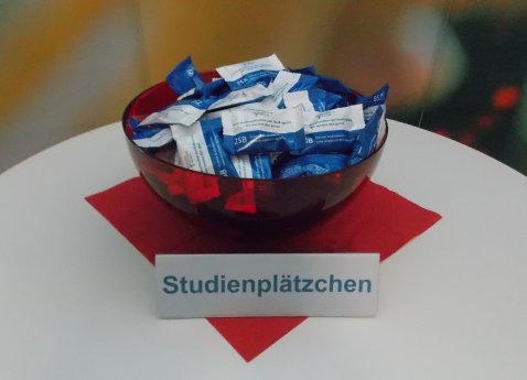 Studienplätzchen-ZSBderJLU-3.jpg