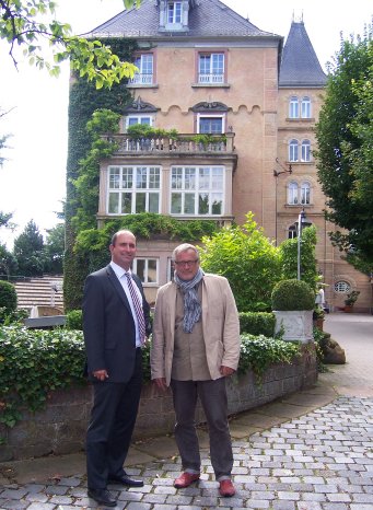 Schloss Edesheim_Konstantin Wecker Juli 2012.JPG