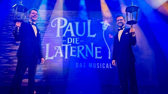 Jochen Frank Schmidt und Alexander Dieterle präsentieren das Musical PAUL DIE LATERNE.jpg