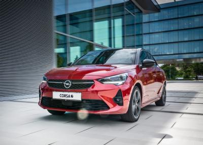 Opel erweitert das Angebot für den batterie-elektrischen Corsa-e