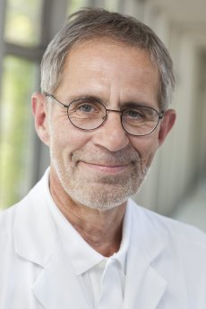 Prof Dr Matthias Kochs 11 Presse.jpg