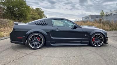Cor.Speed meets Wheels4you: Individueller Mustang auf DeVille Inox