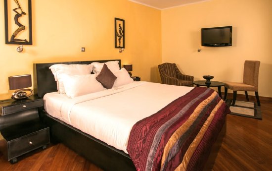 Hotel Bon Voyage Lagos_Guest Room.jpg