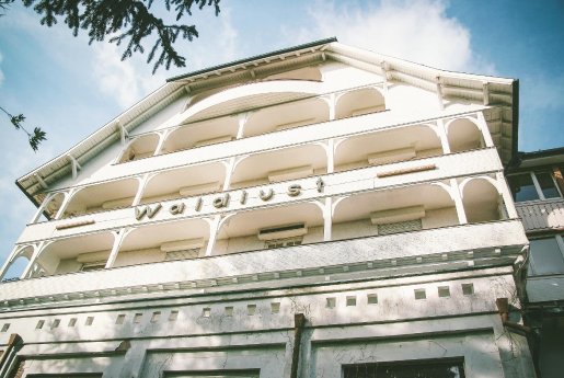 Waldlust_Front Waldlust Freudenstadt © Bernd Armbruster_Denkmalfreunde Waldlust.jpg