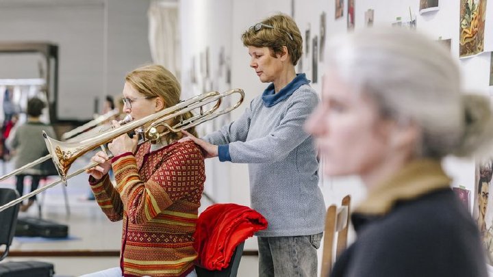 Gemeinsam die ganzheitliche Gesundheitsförderung im Musikleben stärken: Der Alexander-Technik-Verband wird Mitglied im Deutschen Musikrat