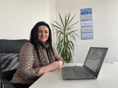 Über einen Zeitraum von 16 Wochen läuft das Projekt „Doppelklick“, in dem die Teilnehmerinnen den Umgang mit Word, PowerPoint sowie Excel lernen. Foto: BWHW