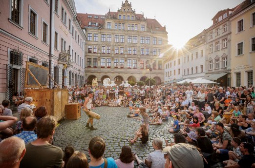 Görlitz _ViaThea__Untermarkt vor dem Rathaus © Nikolai Schmidt.jpg