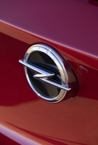 Opel-Corsa-507435.jpg