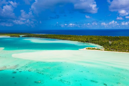 Polynesien_French Polynesia Tahiti drone view of@Maridav_depositklein.jpg