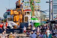 Alles anders, aber genauso gut: Die Maritimen Tage in Bremerhaven haben trotz Hitze und kleinerer Veranstaltungsfläche rund 330.000 Menschen an den Neuen Hafen, den Deich und die Weser gelockt.