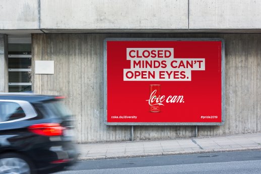 CocaCola_CSD_2019_LoveCan_Billboard_PR_03.jpg