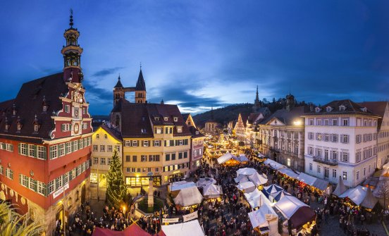 Weihnachtsmarkt Essl~ _ Mike Traffic.jpg