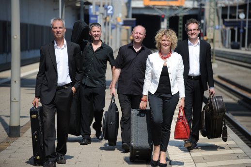 Orchestra Mondo, PR.jpg