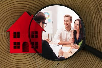 Haus bauen ohne Stress: Wie Sie einen seriösen Hausbau-Partner finden / Foto: Town & Country Haus Lizenzgeber GmbH / Fotolia.de