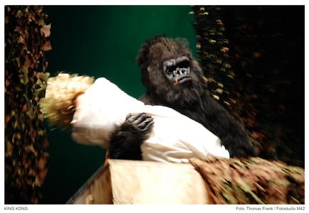 Julia Apfelthaler (Ann Darrow) ; King Kong