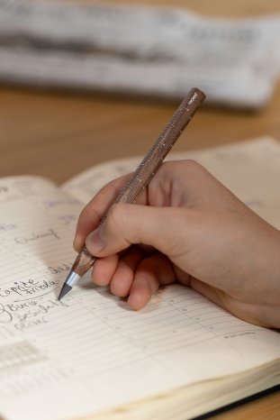 pen20wo_Construction endless walnut_Troika-4.JPG