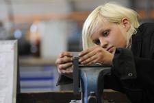 Erneut haben mehr Jugendliche einen Ausbildungsvertrag im Handwerk abgeschlossen