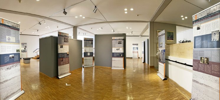 NS-Euthanasie Ausstellung Panorama kleiner.JPG
