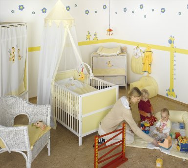 Erfurt Kinderzimmer gelb Ambiente.jpg