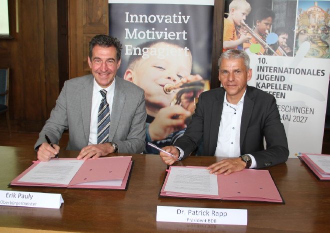 foto-ijkt-2027-vertragsunterzeichnung-patrick-rapp und -eric-pauly-blog-bdb.jpg