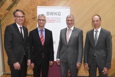 Neu gewählter BWKG-Vorstandsvorsitzender und seine Stellvertreter: Michael Föll, Bernhard Wehde, BWKG-Vorstandsvorsitzender Detlef Piepenburg, Bernd Rühle (nicht anwesend: Thomas Brobeil)