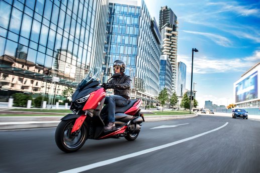 XMAX125.jpg