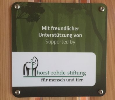 Schild_Horst-Rohde-Stiftung_Tierpark Hellabrunn.jpeg