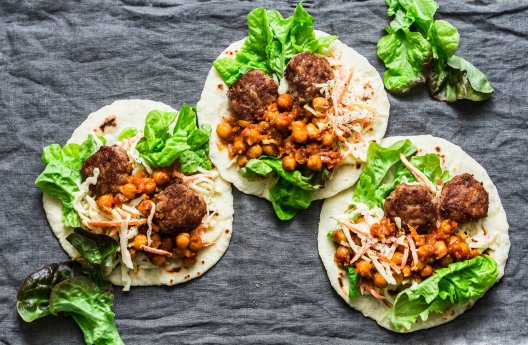 Meatballs_(c) Kiian Oksana_shutterstock_1254473953.jpg