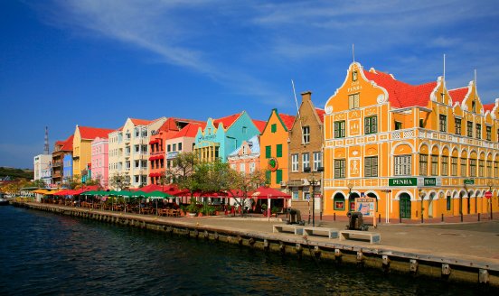 Handelskade-Willemstad-Curacao.jpg