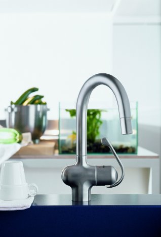 5 Zedra GROHE RealSteel®.jpg