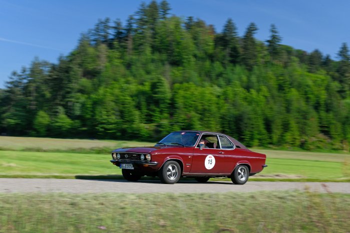 1975-Opel-Manta-A-505097.jpeg