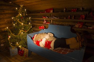 Den Weihnachtsmann in seiner Hütte besuchen, (c) fintouring, Klaus-Peter Kappest