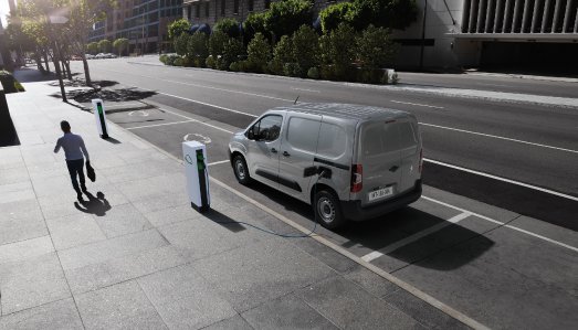 PEUGEOT e-Partner